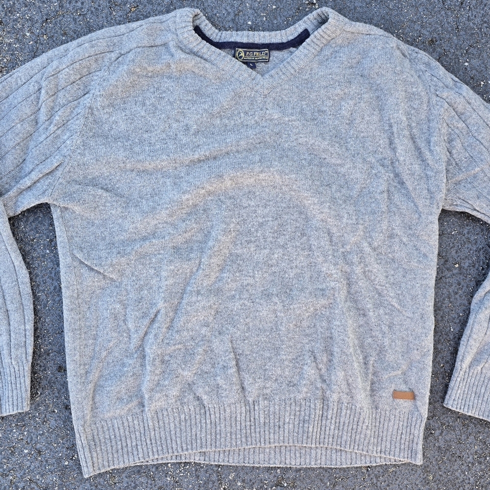 Vintage P.G. Field Made in Scotland Men’s Wool Blend Knit Sweater sz L